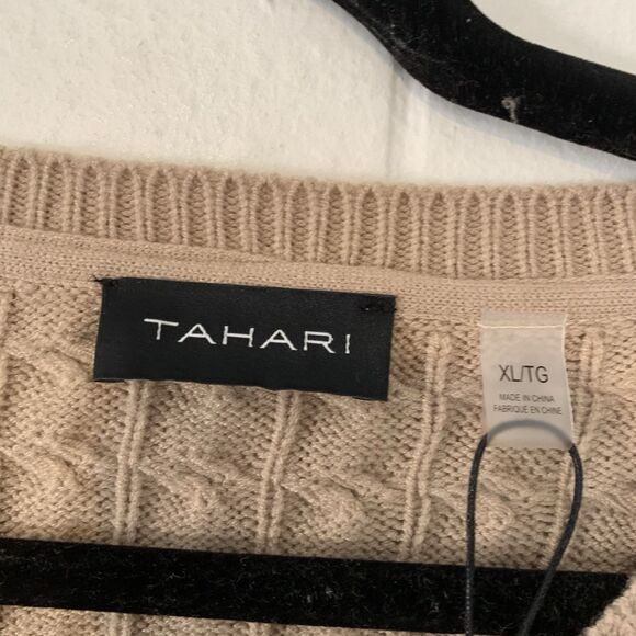 Tahari Mens XL Sweater Tan Brown Textured Cable Knit Viscose Blend Crew Neck NEW - Picture 5 of 6